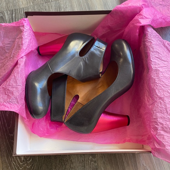 Chie Mihara Sacude Sz.9.5 - Picture 8 of 14